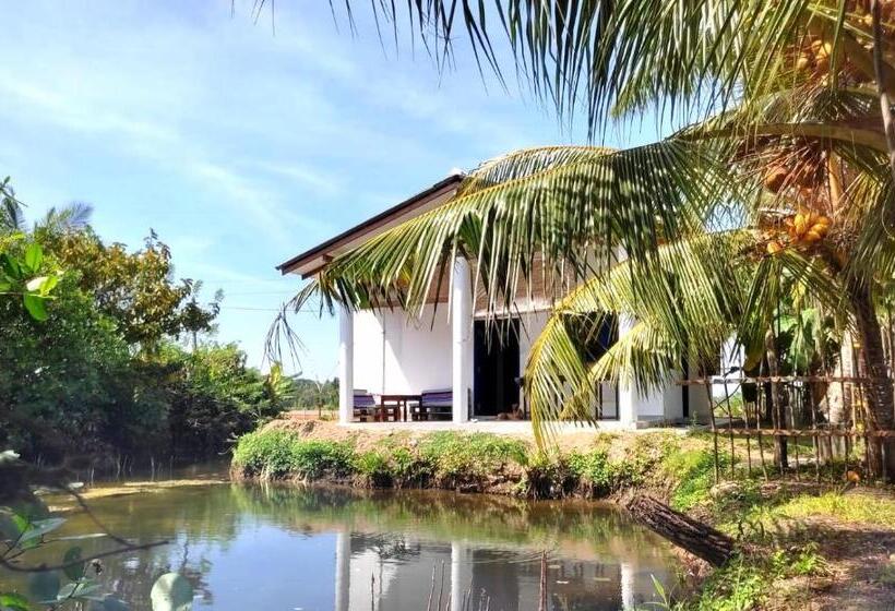 호텔 Ekuku Lake Houses