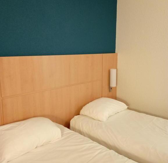 בית מלון כפרי Ibis Les Etangs Des Moines