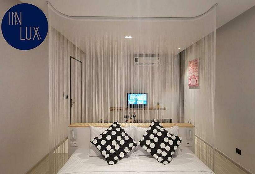 酒店 Innluxphuket