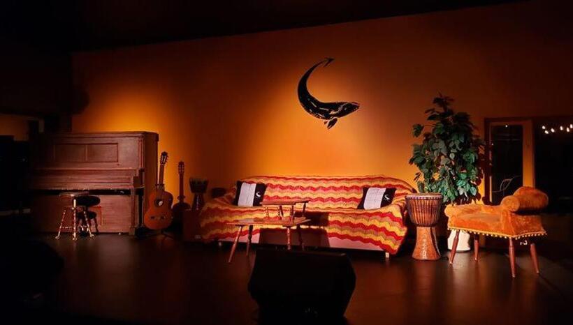 酒店 La Baleine Endiablée Microbrasserie