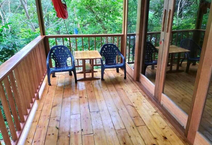 酒店 Santi Garden Bungalows