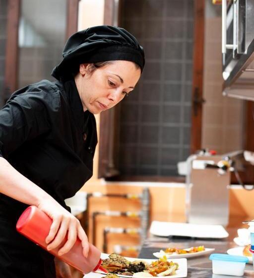 ホテル Torre Del Barbagianni   Castello Di Gropparello