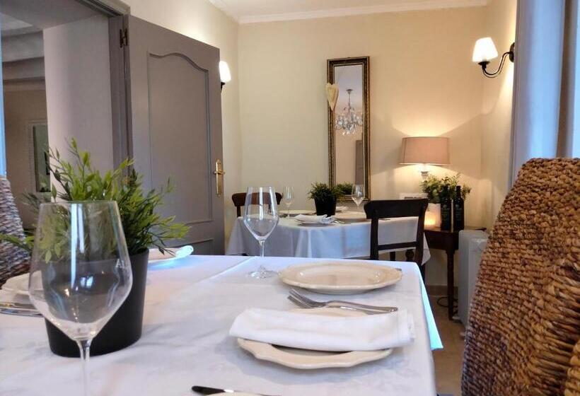 Les Penyetes Boutique Bed And Breakfast