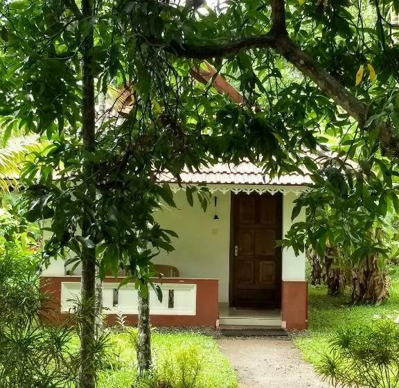 Palmgrove Lake Resort