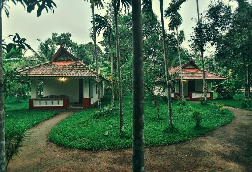 Palmgrove Lake Resort