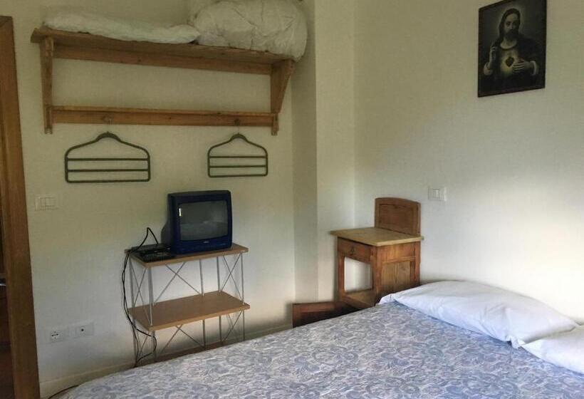 ペンション Camera Monte Pitturina