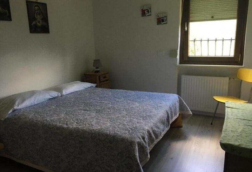 ペンション Camera Monte Pitturina