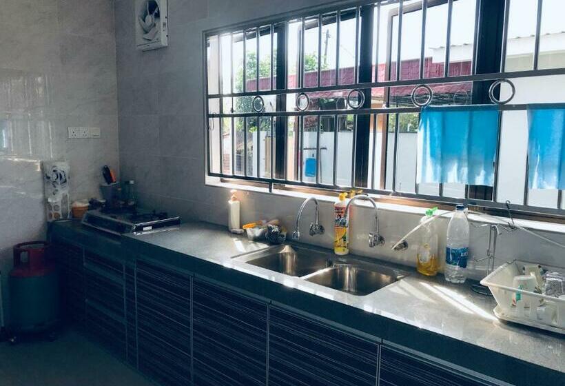 펜션 Cozy And Comfortable Homestay In Sungai Siput