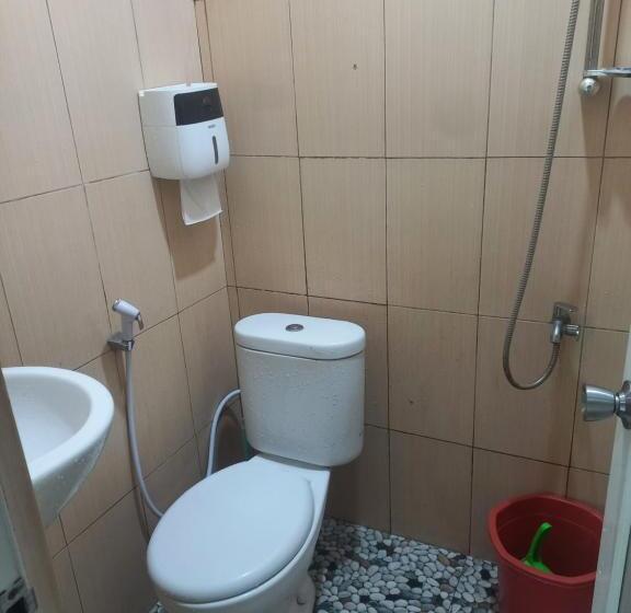 펜션 Joglo House Karinduaji Madasari