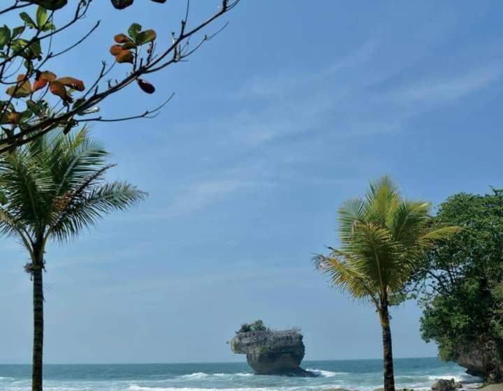 펜션 Joglo House Karinduaji Madasari