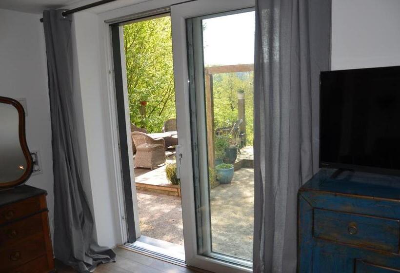 膳宿费 La Cave Au Chat Pitre / L étable