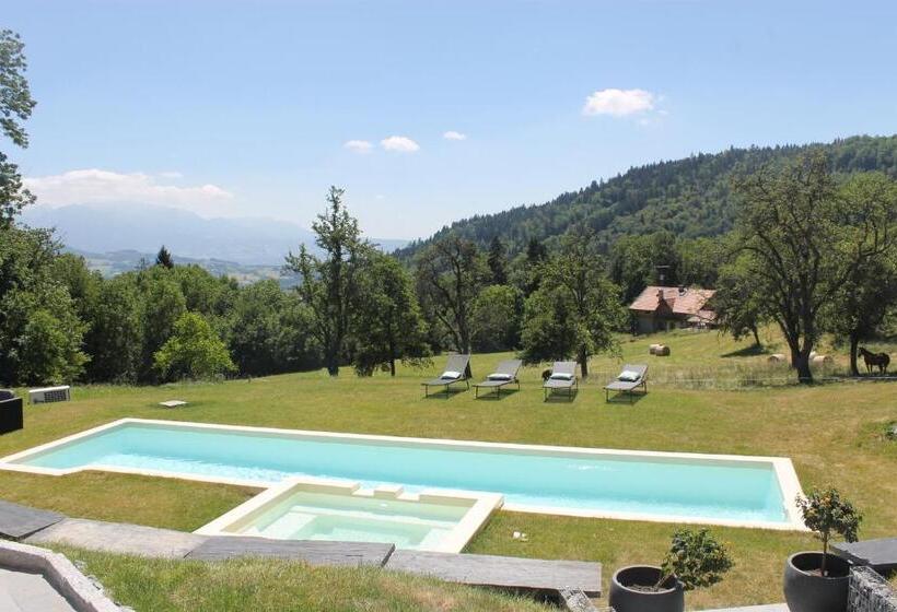 פנסיון Les Chalets De Ludran