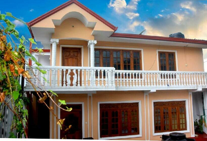 ペンション Train View Villa