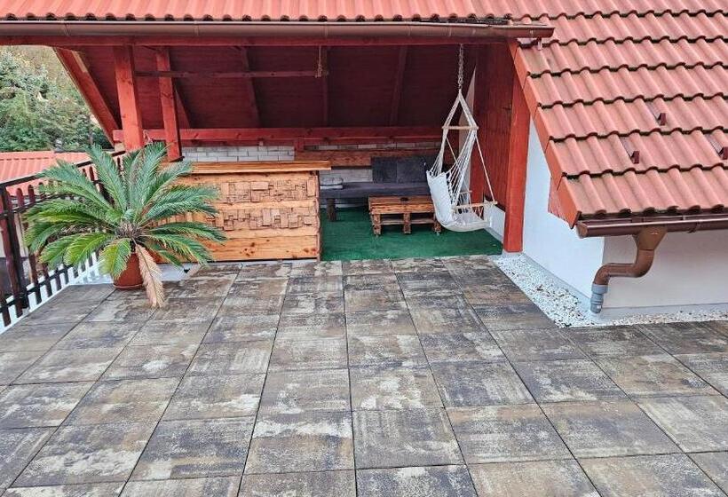 Пансион Ubytovanie Adina Poltár