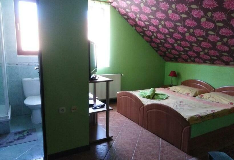 膳宿费 Ubytovanie Penzión Iveta