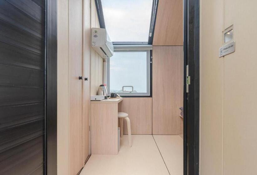 Курорт Bobocabin Gunung Mas, Puncak