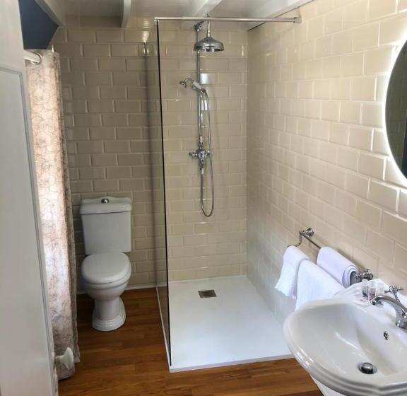 호스텔 Auberge D Inxent