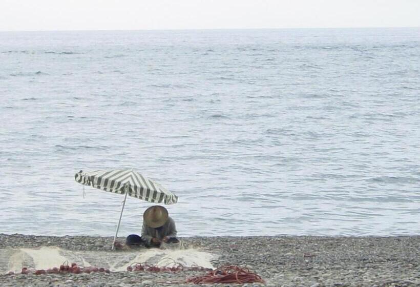 فندق صغير Caiat Lounge Refuge