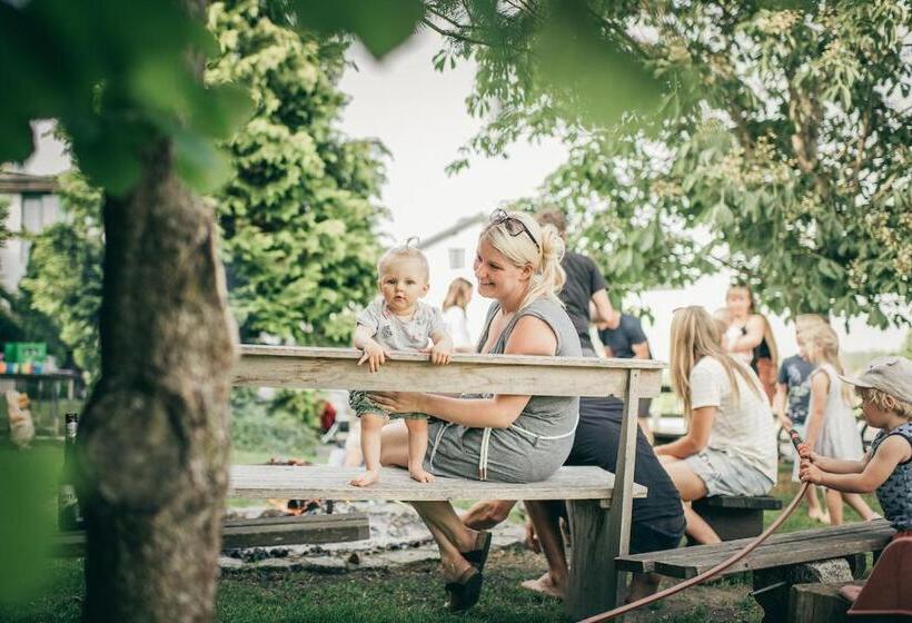 הוסטל Karlingerhaus