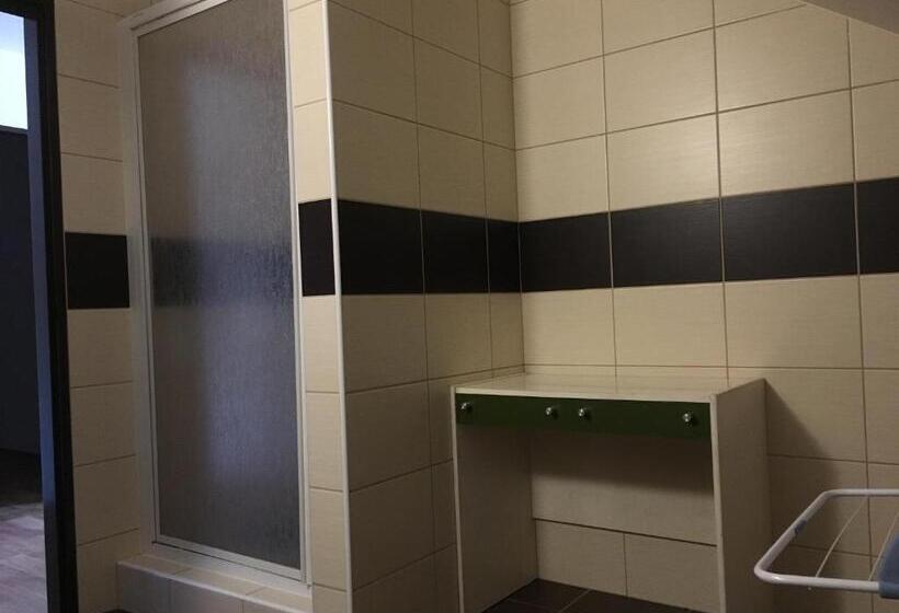 הוסטל Restaurace U Kostela