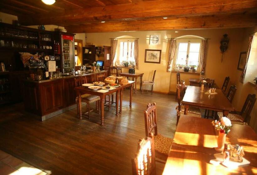 הוסטל U Bílého Koníka