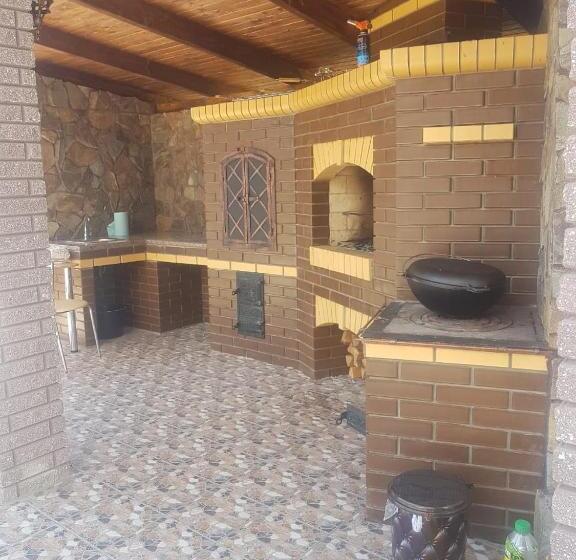 הוסטל Villa Paraiso Karpaty