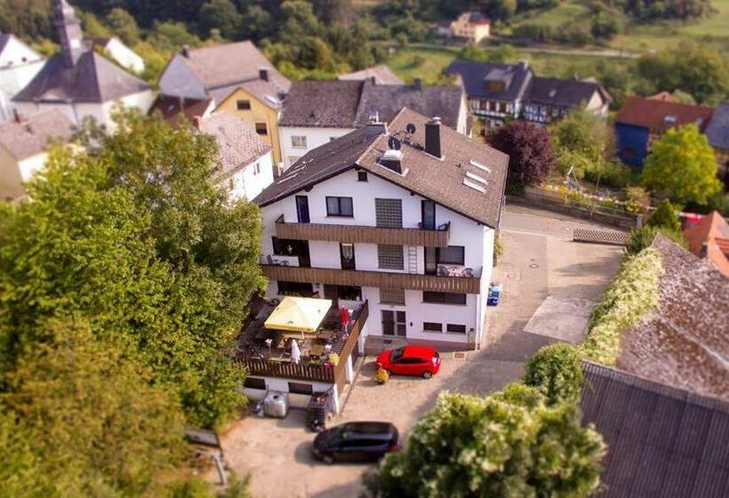 旅馆 Zum Lahnfelsen