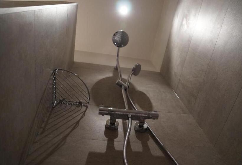 B&b Cense De La Tour