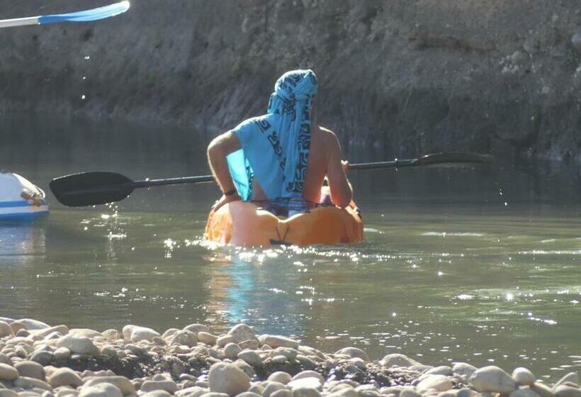 مبيت وإفطار 4 Pohon   Les 4 Arbres