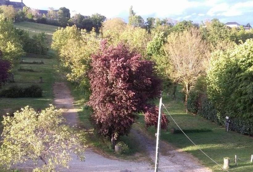 مبيت وإفطار A L Etape De La Ferme