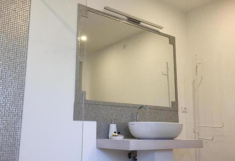 민박 Antico Borgo Leone