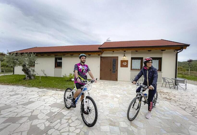 ベッドアンドブレックファースト Baita Pavò