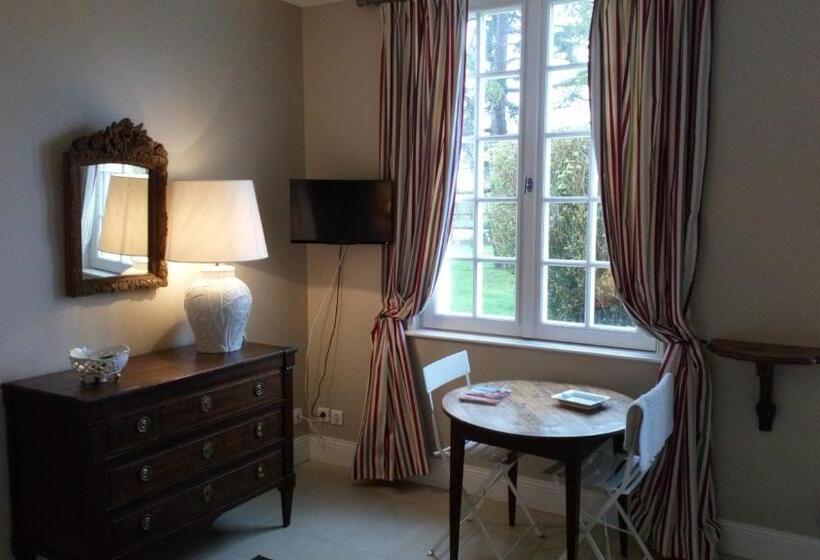 ベッドアンドブレックファースト Chambre D Hotes De La Vallee