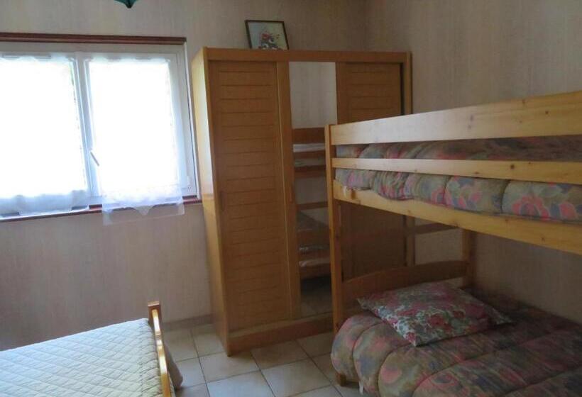 ベッドアンドブレックファースト Chambre D Hotes Les Menhirs