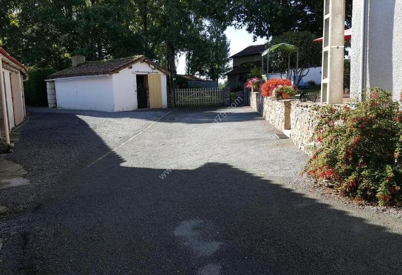 민박 Chambre D Hôtes Le Gachignard