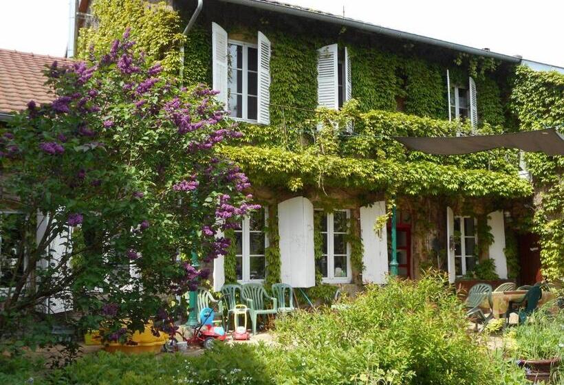 ベッドアンドブレックファースト Chambres D Hôtes Au Presbytère