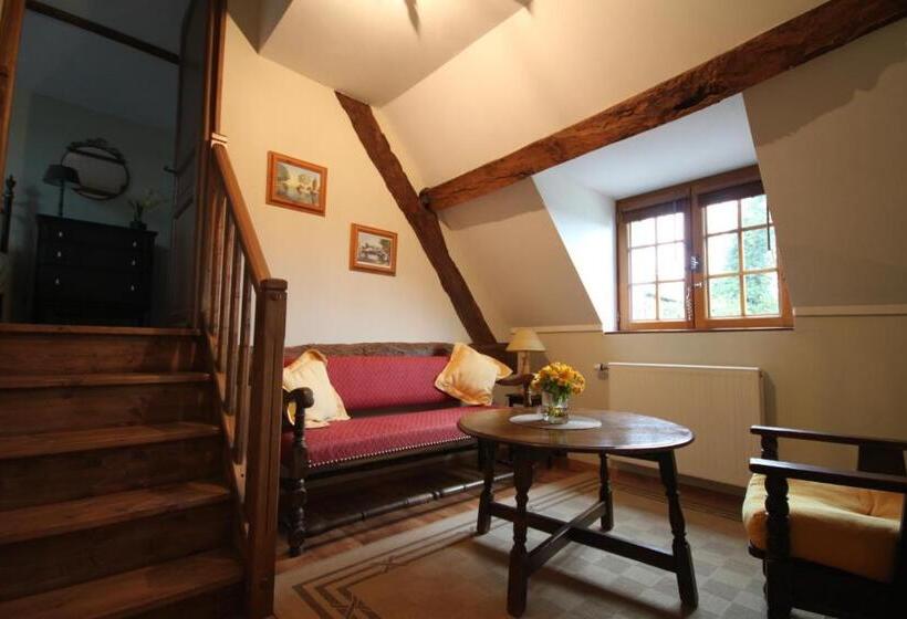 ベッドアンドブレックファースト Chambres D Hôtes La Difference Le Pressoir