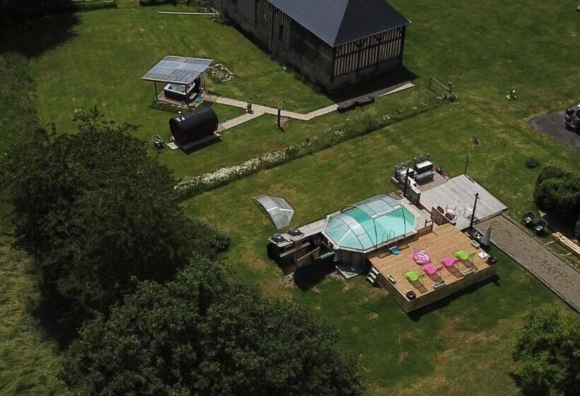 ベッドアンドブレックファースト Chambres D Hôtes La Difference Le Pressoir