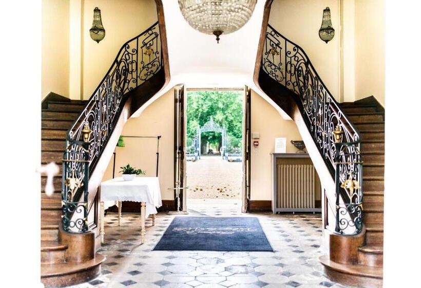 Bed and Breakfast Château De Vitry La Ville