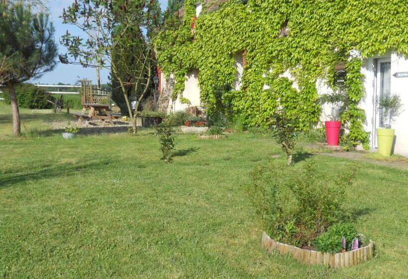 مبيت وإفطار Ferme Les Rousseaux