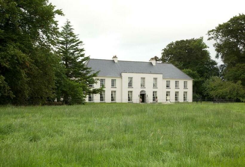 مبيت وإفطار Grange Manor