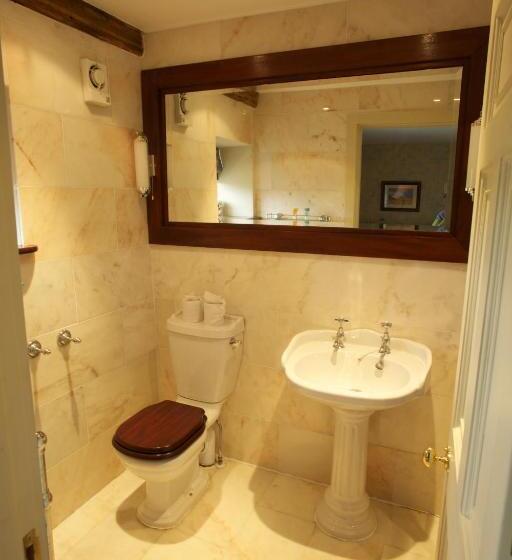 مبيت وإفطار Grange Manor
