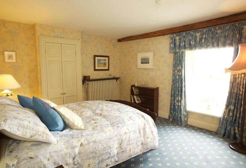 مبيت وإفطار Grange Manor