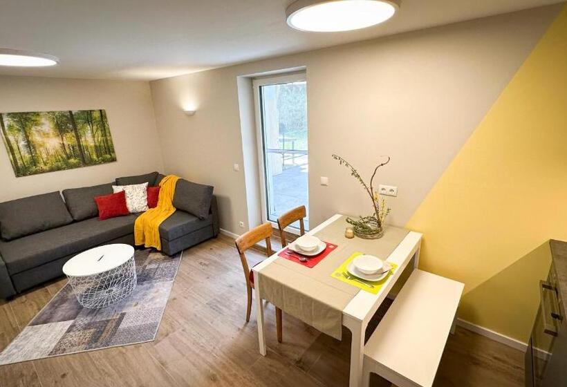 مبيت وإفطار Gästehaus Lanthaler