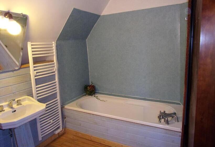 مبيت وإفطار Gîte L Ange Blanc 20 Personnes