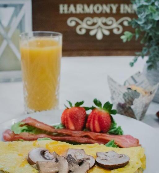 住宿加早餐  Harmony Inn, Huntley Illinois