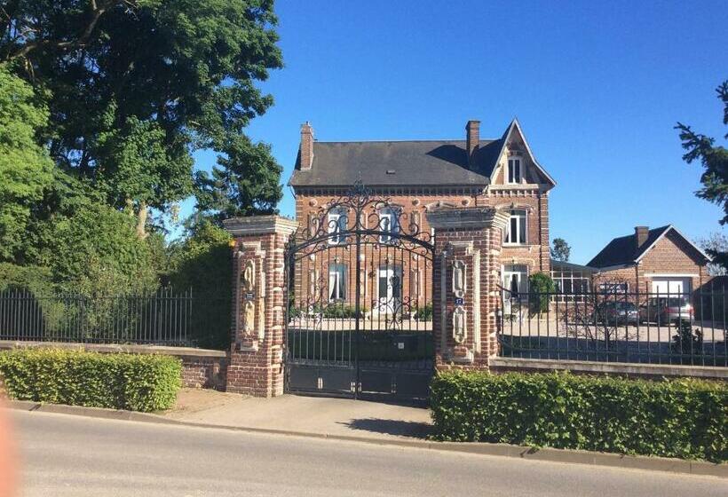 住宿加早餐  L Hostellerie Du Chateau