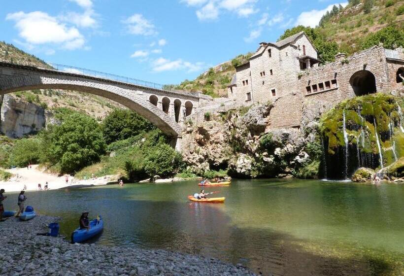 ベッドアンドブレックファースト La Reine Des Prés Chambres D Hôtes