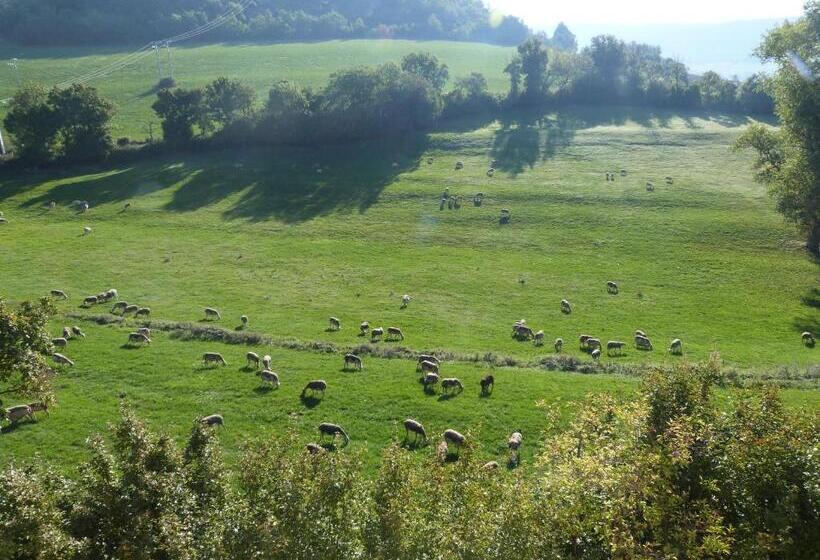 ベッドアンドブレックファースト La Reine Des Prés Chambres D Hôtes