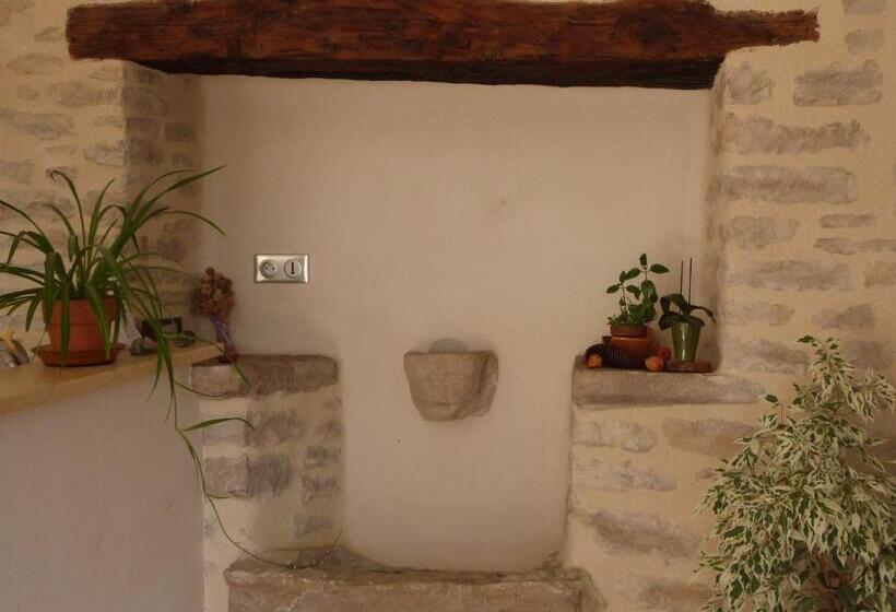 ベッドアンドブレックファースト La Reine Des Prés Chambres D Hôtes